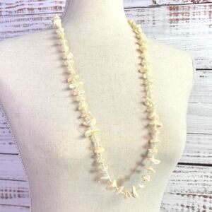 Vintage Necklace Cream Chunky MOP Natural Mother of Pearl Shell Faux Pearl Shell